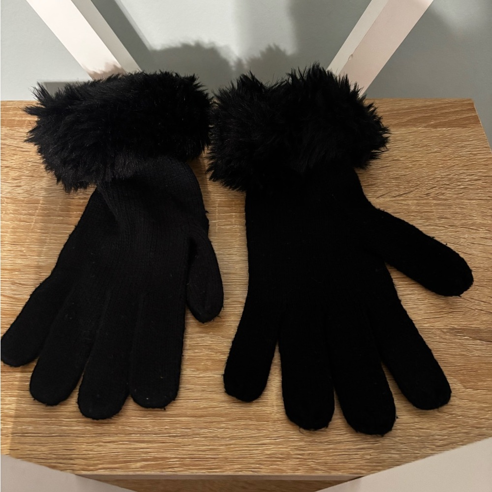 Vintage black Faux Fur Gloves Avon
